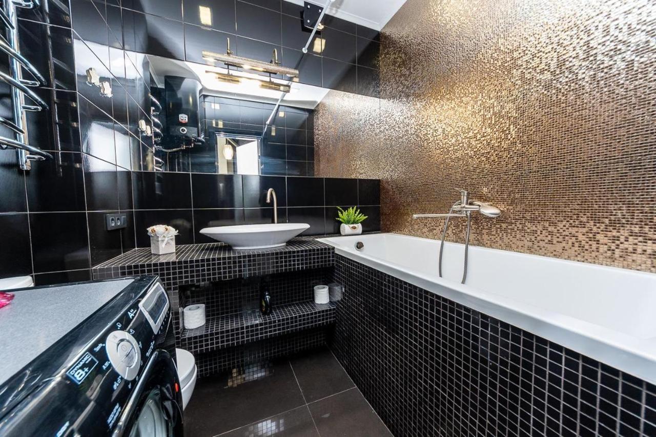 Fashionable Panoramic Apartments Dnieper. Obolon Kyiv Exterior photo